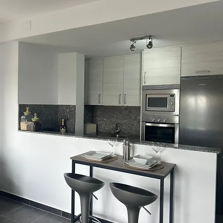 Tosca Mar Penthouse Apartment *